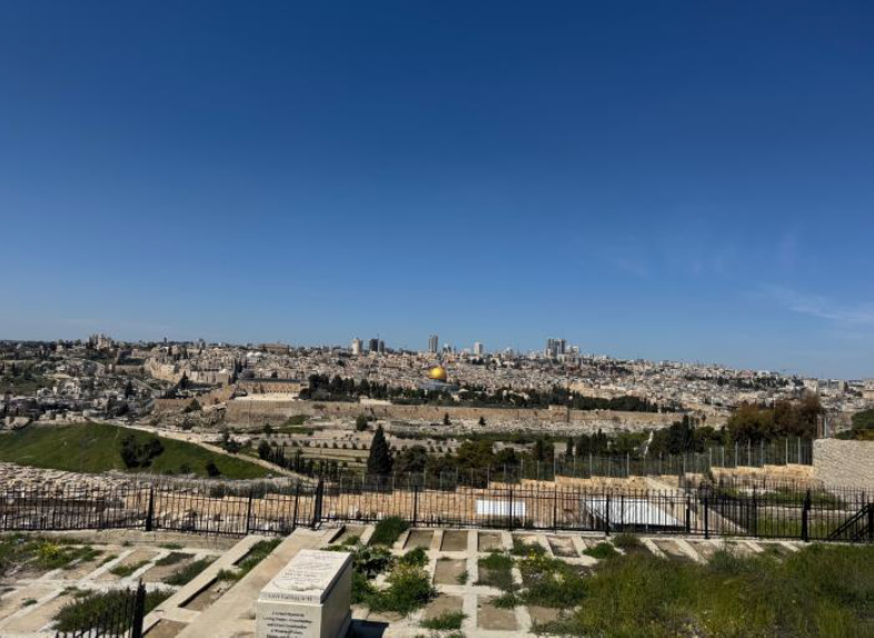Gerusalemme, città sospesa tra cielo e terra